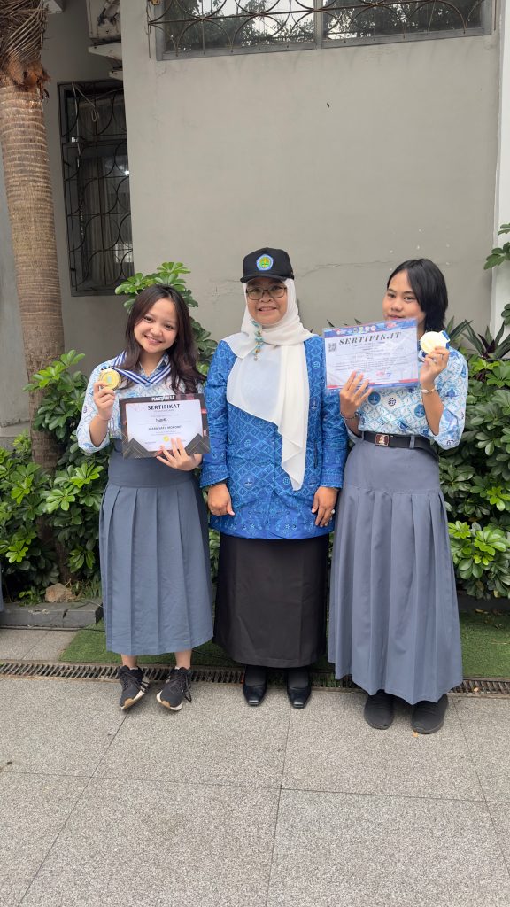 Prestasi Siswa : Juara 1 Pencak Silat dan Juara 1 Monoret